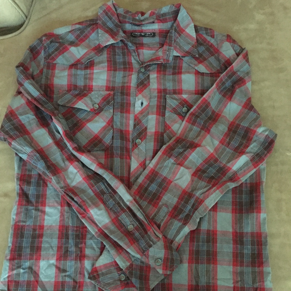 Men's casual button down